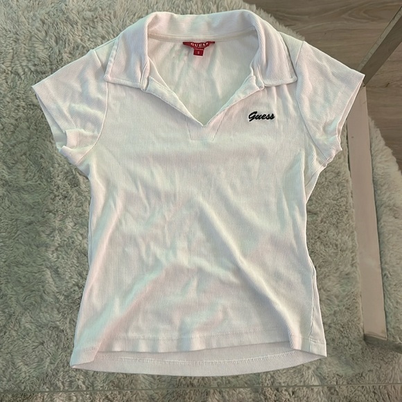 T-Shirt Guess Regular Fit - Picture 1 of 4